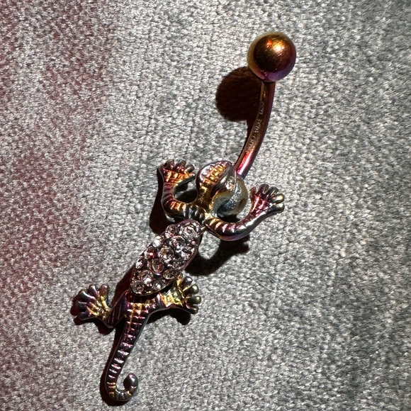 Pagoda Green Salamander 🦎 Gecko Color Changing Belly Button Ring - Picture 10 of 14